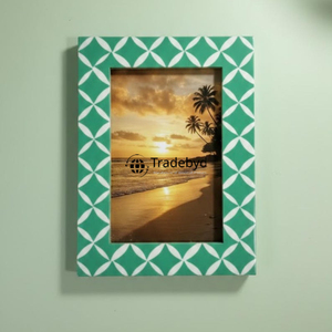 Cadre photo en résine créative de luxe, fait main, finition brillante, cadre photo décoratif par Tradebyd - Product Image 1