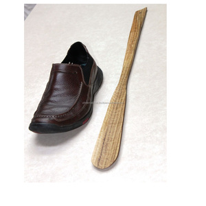 Poignée en cuir de luxe personnalisée, vente en gros, en bois d'acacia avec corne de chaussure faite à la main, prix bon marché - Product Image 3
