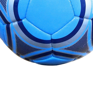 ลูกฟุตบอลมินิคุณภาพดีที่สุด วัสดุ PVC/PU ออกแบบโลโก้ได้ตามต้องการ เย็บด้วยเครื่องจักรอย่างนุ่มนวล สำหรับการฝึกซ้อมและแข่งขันกีฬากลางแจ้ง - Product Image 2