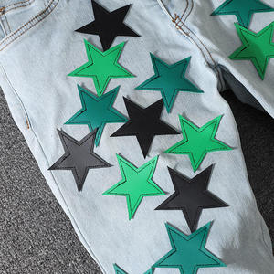 Vaqueros Bootcut para Hombre con Bordado de Diamantes, Elásticos, Ajustados, Rotos, Acampanados, de Mezclilla Lavada y Desgastada - Product Image 5