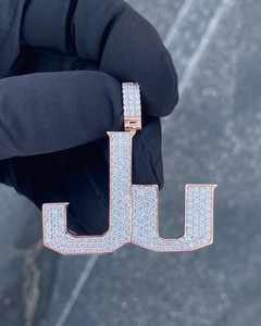 Colgante de Letra Iced Out de Moissanita y Diamante, con Corte Baguette, de Plata 925, Personalizado para Cadena de Eslabones Cubanos - Product Image 1