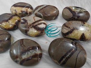 Piedra de Palma Septaria Natural Pulida, Cristal Curativo, Piedra de la Preocupación para Meditación, Reiki, Energía de Chakras, Venta al por Mayor - Product Image 5