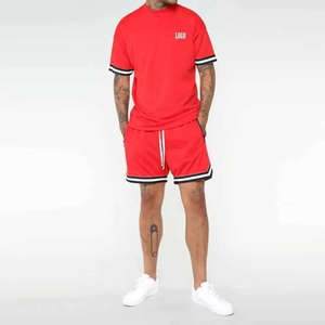 ชุดเซ็ตเสื้อยืดแขนสั้นลำลองและกางเกงขาสั้นสีพื้นสำหรับผู้ชาย ชุด 2 ชิ้น - Product Image 1