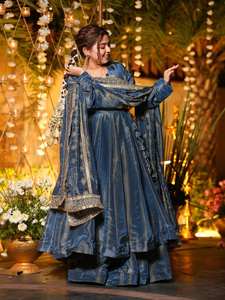 Costume Anarkali en soie Vichitra bleu royal |   Dupatta et Plazzo entièrement cousus avec un design évasé |   Collection de mariage festive pour les fêtes | - Product Image 3