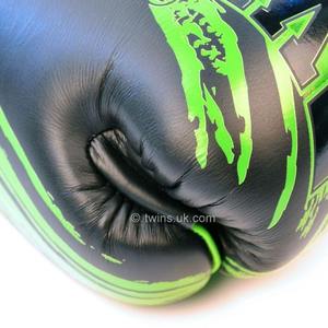 Professional Custom Made Twin Muaythai Leather Full Finger <b>Moisture</b> Wicking Hand Grips Breathable Lightweight Adjustable Wrist - Product Image 4
