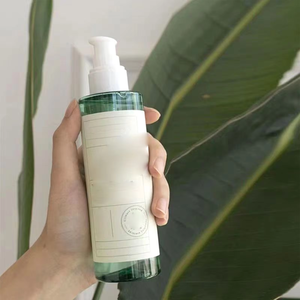 Ce produit de beauté contient 5 % de niacinamide ; c'est un tonique exfoliant coréen pour la peau, 125 ml. - Product Image 5