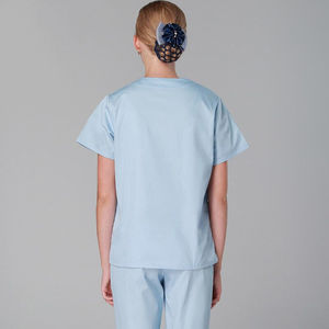 Nouvelle Collection 2026 – Ensembles d'uniformes médicaux unisexes élégants et unis à manches courtes en tricot – Conception OEM - Product Image 6