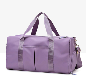 Bolsas de lona de nailon personalizadas de alta calidad, impermeables, portátiles, para equipo deportivo, de color sólido, transpirables, para viajes y gimnasio. - Product Image 4