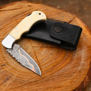 Cuchillo de Camping de Hoja Fija de Acero Damasco de Carbono de Alta Calidad, Mango de Cuerno de Ciervo de Grado Industrial, Hecho a Mano, Garantía de 3 Años - Product Image 3