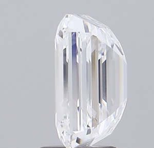 Diamante Cultivado en Laboratorio con Certificación IGI, Corte Esmeralda de 4.03 CT, Color D, Claridad VVS2, CVD 705543771, ROYAL GEMS, para Joyería - Product Image 3