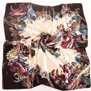 ผ้าพันคอแฟชั่นใหม่ พิมพ์ลายเพสลีย์ ผ้าซาติน ผ้าไหมวินเทจ สำหรับผู้หญิง พร้อมปักโลโก้ตามสั่ง - Product Image 1