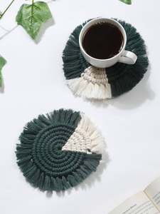 แผ่นรองแก้วมาคราเม่พร้อมแผ่นรองแบบโบโฮทำจากผ้าฝ้ายดูดซับ เป็นมิตรกับสิ่งแวดล้อม ทอมือ ป้องกันโต๊ะเสียหาย สำหรับแก้ว เทียน และต้นไม้ - Product Image 6