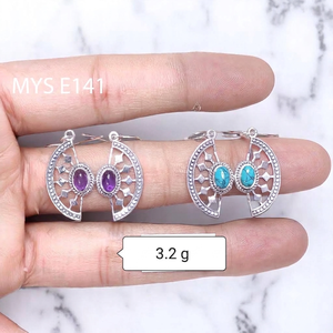 925 Sterling Silber Natürlicher Amethyst Cabochon Feine Ohrringe MYS-E141 Maßgefertigt OEM ODM Private Label Indischer Schmuck für Frauen - Product Image 1