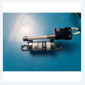 Fusible rápido Joongwon JRS 61-80 A 600V.AC - Product Image 3