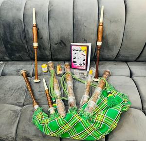 Gaita escocesa artesanal con detalles plateados y selección de tartán personalizada - Product Image 1