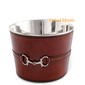 Seau à glace en cuir de crocodile marron avec pinces - Product Image 6