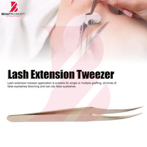 Pinzas para Extensión de Pestañas de Acero Inoxidable Color Dorado, Punta Curva de Alta Precisión para Pestañas de Volumen y Aislamiento - Product Image 3