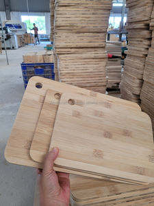 Planche de cuisine en bois pour couper et hacher du fabricant vietnamien 99 Gold Data Wholesale - Product Image 6