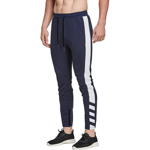 Ropa deportiva de alta calidad con un ajuste holgado y cómodo, y un estilo moderno y entallado para pantalones deportivos de uso diario. - Product Image 4