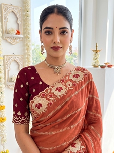 AARA Fashion Sari en soie rouge pour femme, broderie dorée, motif floral, tenue traditionnelle indienne pour mariage et Diwali, pour adultes - Product Image 5