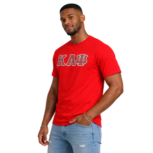 T-shirt à 3 lettres Kappa Alpha Psi rouge, vêtement de fraternité grecque avec un design classique, confort premium et style intemporel - Product Image 3