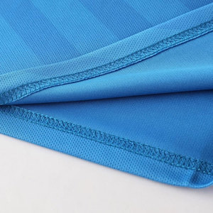 Camiseta de fútbol al por mayor a bajo precio con logotipo y talla personalizados, diferentes estilos de ropa deportiva, camiseta de fútbol con servicio OEM - Product Image 5