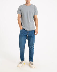 Fabricantes de ropa, camiseta de manga corta con cuello redondo y diseño de sublimación básico para hombre, de alta calidad. - Product Image 3