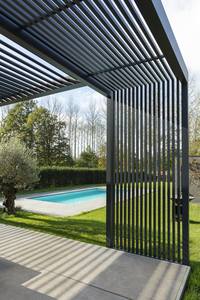 ระบบหลังคาเพอร์โกลาอะลูมิเนียม |   โครงสร้างกลางแจ้งป้องกันสนิมสำหรับสวนและวิลล่า CNW ALUMINUM VIETNAM - Product Image 3