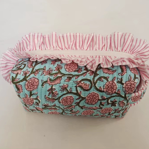 Bolsa Cosmética Moderna Ecológica Acolchada de Algodón con Volantes, Organizador de Maquillaje, Lápiz Labial y Loción (Estilo Rajasthani, Capacidad 0-1L) - Product Image 1