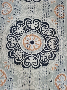 Cubrecama Estampado Floral con Aves, Estilo Bohemio, Moderno, para Todas las Estaciones, con Relleno de Algodón Hecho a Mano, para Uso Doméstico, Estilo Rajasthan - Product Image 5