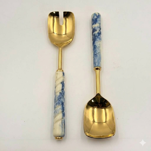 Ensemble de cuillères à salade de luxe en or avec manches en résine bleue et blanche, vaisselle pour la maison et les mariages - Product Image 1