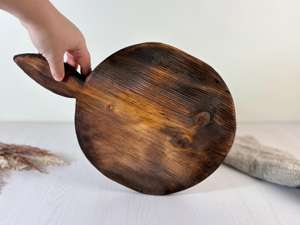 Planche à découper en bois de couleur marron de style occidental avec poignée, forme ronde, artisanale, caractéristique durable - Product Image 4