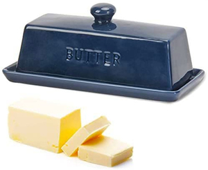 Mantequillera de gres hecha a mano con tapa rústica para almacenar mantequilla fresca y estilo de cocina campestre - Product Image 3