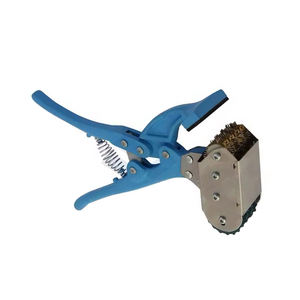 Pince à tatouer rotative de qualité supérieure pour marquage d'oreilles d'animaux – Fournisseur d'outils de marquage d'oreilles pour bétail agricole - Product Image 5