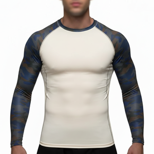 Camiseta Deportiva de Compresión Ligera para Hombre, Absorbe la Humedad, Servicio OEM - Product Image 1