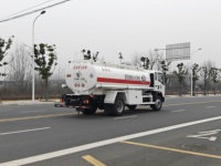 Camion-citerne à carburant 4x2 Sinotruk Howo 12CBM, nouveau, design zèbre, distributeur de carburant mobile