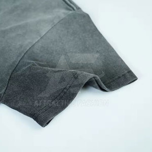 Camiseta Moderna con Efecto Desgastado por el Sol, Cómoda y con un Look Actual para Uso Diario - Product Image 4