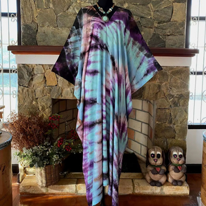 Vestido Caftán Shibori Tie Dye Turquesa Tropical, Arte Vestible, Talla Única, Estilo Boho - Product Image 1