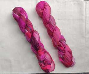 Ruban en fil de chenille teint 100 % soie, double teinte, écologique, pour artisanat et décoration, vente en gros OEM avec approvisionnement en vrac pour l'exportation mondiale - Product Image 2