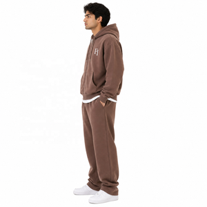 Ensemble de survêtement unisexe personnalisé en molleton épais, comprenant un sweat à capuche coupe classique et un pantalon de jogging coupe oversize, brodé, pour commande en gros OEM - Product Image 4