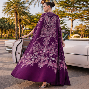 Robe de soirée violette imprimée avec cape longue jusqu'au sol |   Veste de costume à superposer |   Ensemble élégant et festif de cape indo |   Sans plis, moderne - Product Image 2