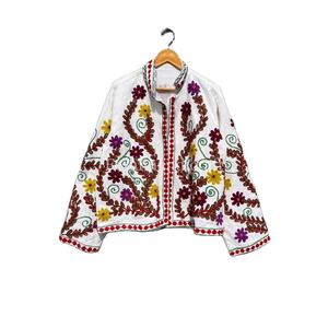Venta al por mayor Unisex Floral bordado uzbeko Suzani chaqueta cosida a mano abrigo de invierno en tela de pato estilo de las mujeres para el otoño - Product Image 1