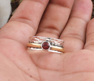 แหวนเงินแท้ 925 ประดับพลอยโกเมนสีแดงธรรมชาติ แบบซ้อนได้ สำหรับงานแต่งงาน ราคาโรงงาน ขายส่ง - Product Image 2