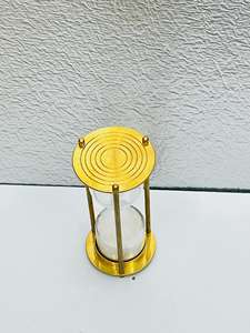 Sablier en laiton massif de 6 pouces, motif ange animal 3D |   Pièce de table décorative vintage en fonte pour la remise des diplômes - Product Image 4