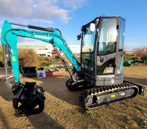 Miniexcavadora SWE18UF con Capacidad de Cazo de 3.6m, Peso Operativo de 34 Toneladas, Peso de la Máquina de 3000KG, Bomba Hidráulica - Product Image 5