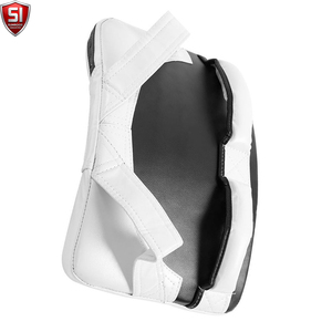 เป้าซ้อมมวย SUMROOS INDUSTRY หนัง PU สีดำขาว ดีไซน์สบายสำหรับการฝึกซ้อม - Product Image 5