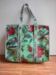 Bolso Tote Acolchado con Cierre, Hecho a Mano, de Algodón, Estilo Boho, Reutilizable, para Uso Diario - Product Image 5