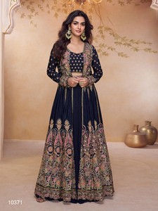 Traje Salwar Kameez Anarkali de Alta Calidad para Mujer, Diseño de Lujo con Bordado y Piel Sintética, Ideal para Bodas y Fiestas Tradicionales - Product Image 3