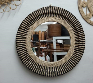 Miroir mural rond en rotin tressé bohème, éco-responsable, fait main, avec taille personnalisable pour la décoration intérieure - Product Image 4
