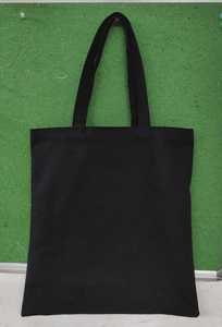 Sac fourre-tout en toile noire de grande qualité avec coutures renforcées, bretelles confortables, disponible à bon prix - Product Image 3